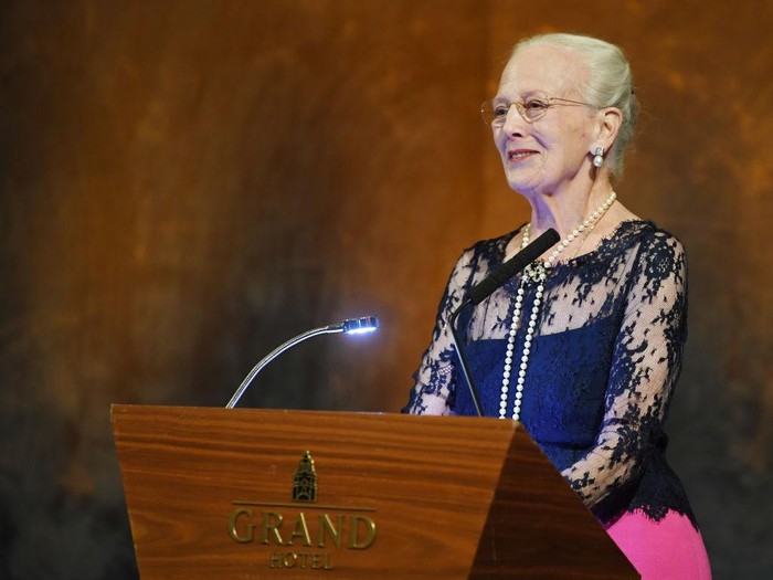 OSLO, NORWAY- SEPTEMBER 26: Queen Margrethe of Denmark speaks as the recipient of this years Nordic Associations Language Award on September 26, 2022 in Oslo, Norway. (Photo by Rune Hellestad/Getty Images)