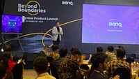 Smart Projector EH620 ini mengintegrasikan sistem operasi Windows secara lengkap dengan Prosesor Intel® Celeron® Seri 4000 onboard untuk mengefektifkan meeting berbasis cloud perusahaan sehingga cocok untuk tempat kerja hybrid.