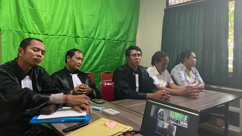 Suasana sidang pertama perkara korupsi BUMDes Mekar Laba, Desa Temukus, Kecamatan Banjar, Buleleng yang berlangsung secara daring pada Kamis (29/9/2022). (Istimewa)