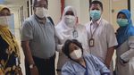 Momen Suti Karno Pasang Kaki Palsu Setelah Amputasi gegara Diabetes