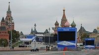 Rusia akan secara resmi mengumumkan aneksasi empat wilayah Ukraina dalam sebuah seremoni yang dipimpin langsung oleh Presiden Rusia Vladimir Putin. Dalam seremoni itu, Putin akan menandatangani perjanjian yang secara resmi menetapkan keempat wilayah itu sebagai bagian Federasi Rusia.