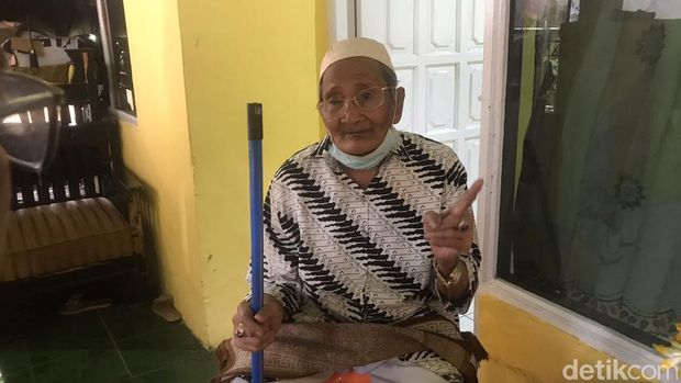 Andi Nurdin (85) pensiunan Batalyon Infanteri 310/Kidang Kencana Kodam Siliwangi.