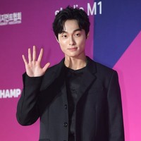 Yoon Chan Young meraih popularitas setelah membintangi drama Korea Netflix bertema zombie, All of Us Are Dead. Dia membawa pulang piala ‘Best New Actor’ bersama Tang Jun Sang (Move to Heaven). Foto: Instagram