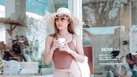 Hingga saat ini, Ayu Dewi belum memberikan klasifikasinya. Belum lama ini d Instagramnya ia membagikan keseruan bersama Regi saat merayakan ulang tahun anaknya. Foto: Instagram @mrsayudewi