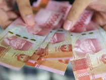 Luhut Pimpin Uji Coba Digitalisasi Bansos, Dimulai dari Banyuwangi