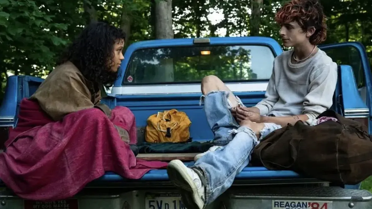 Cuplikan Timothee Chalamet Perankan Kanibal di Bones and All