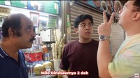 Belum lama, Chandra Liow ke Singapura dan kulineran bersama Youtuber lain yaitu Jerome Polin dan Arief Muhammad. Momen ini ketika mereka ingin memesan milo dinosaurus di salah satu gerai. Foto: YouTube / Nihongo Mantappu