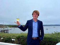 Potret TikToker Daniel yang Video Viralnya Bikin Bos Apple Dipecat