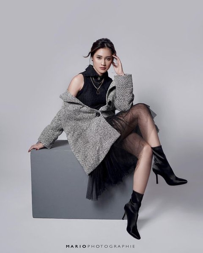 Devina Kirana Devina Kirana