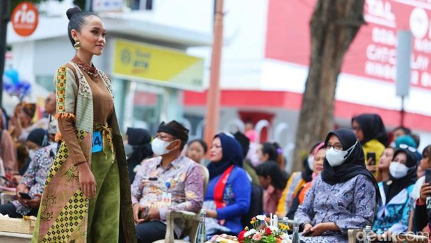 fesyen show banyuwangi