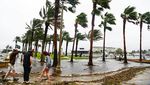 Florida Porak-poranda Diamuk Badai Terdahsyat dalam Sejarah