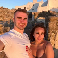 Wanita 27 tahun ini mengatakan bahwa biaya hidupnya ditopang sepenuhnya oleh kekasihnya, Ed Reay. Mulai dari sewa apartemen, tagihan bulanan hingga ongkos untuk liburan. Foto: Instagram/@thehannahchan