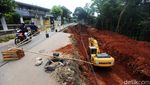 Jalan di Bantar Gebang yang Longsor Mulai Diperbaiki