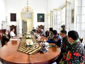 KAHMI Temui Jokowi di Bogor, Undang Hadir Munas 27 November