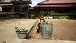 Melihat Semangat Siswa Ikuti Jumat Bersih di SDN Perbatasan