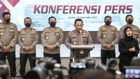 Putri diungkapkan Sigit akan menjalani masa penahahan di Rutan Mabes Polri. Menurutnya, upaya penahanan ini dilakukan untuk mempermudah penyerahan tersangka ke Kejaksaan Agung.