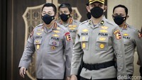 Berkas perkara kelima tersangka kasus pembunuhan Yosua ini sebelumnya dinyatakan Kejaksaan Agung (Kejagung) telah lengkap. Polri pun menyatakan segera menyerahkan para tersangka dan barang bukti ke Kejaksaan Agung.