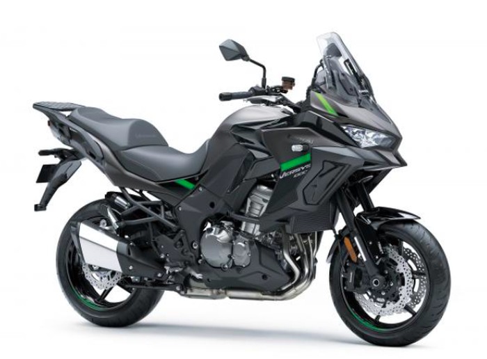 Kawasaki Versys 2023 dan Kawasaki Z H2 2023 terbaru.