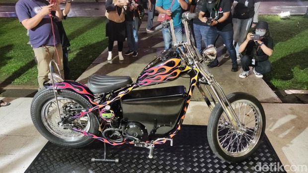 Chopper electric bike yang diberi nama Candradimuka jadi lucky draw di ajang Kustomfest 2022
