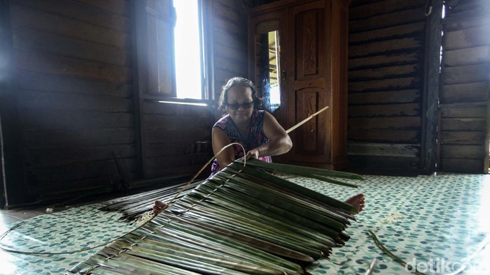 Melihat Rumah Panggung Kalimantan