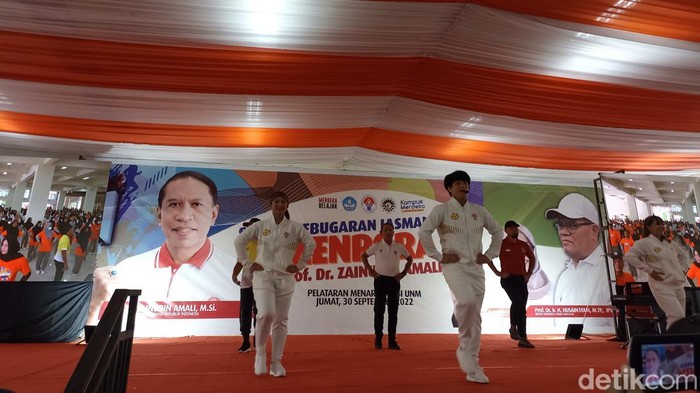 Menpora Zainuddin Amali sosialisasi SKJ di Makassar, Sulsel.