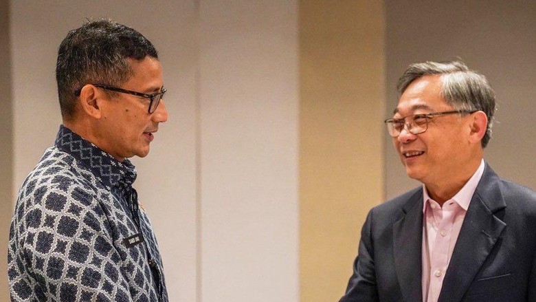 Menteri Pariwisata dan Ekonomi Kreatif RI Sandiaga Salahuddin Uno bertemu  Menteri Perdagangan dan Industri Singapura Gan Kim