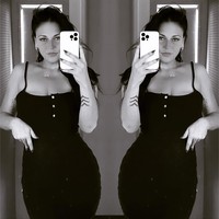 Tidak ada yang seksual dari terapi pelukan kadang-kadang orang jadi terangsang dan malu tapi hadapi saja dengan cara yang dewasa. Bersentuhan bisa menimbulkan respon-respon ini tapi itu natural jadi kami biarkan saja, ungkapnya dilansir NY Post.Foto: Instagram Missy Robinson