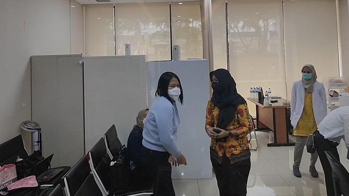 Momen Putri Candrawathi Penuhi Wajib Lapor di Bareskrim