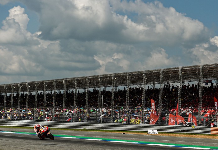 Repsol Honda Team Spanish rider Marc Marquez rides during the MotoGP race for the Thailand Grand Prix at Buriram International Circuit in Buriram on October 6, 2019. (Photo by Lillian SUWANRUMPHA / AFP) (Photo by LILLIAN SUWANRUMPHA/AFP via Getty Images)