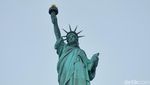 Foto: Melihat Patung Liberty Lebih Dekat