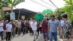 Suasana Duka Pemakaman Nadhiroh Nasida Ria di Semarang