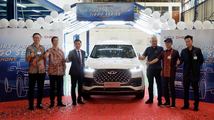 Perakitan perdana mobil Chery di Indonesia