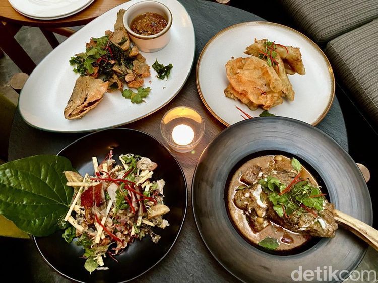 Cicip Lamb Curry Hingga Cheesecake Mangga di Queens Head Kemang