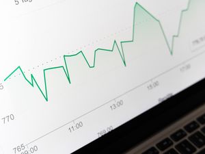 OJK Sebut Stabilitas Sektor Keuangan Terjaga, Begini Datanya
