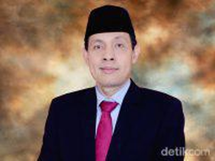 Rektor Untirta, Fatah Sulaiman.