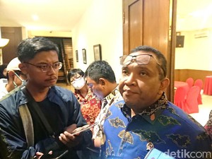 Wamenaker Sebut Larangan Ekspor Tambang Untungkan Warga dan Negara