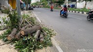 Waspada Angin Kencang di Surabaya Dampak Peralihan Musim