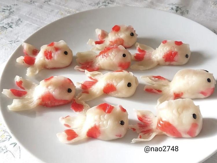 Gemas! Dumpling dan Rice Cake Ini Dibentuk Ikan hingga Anjing