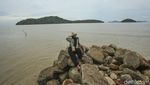 Hii... Ada Pantai Gosong Lho di Kalimantan Barat
