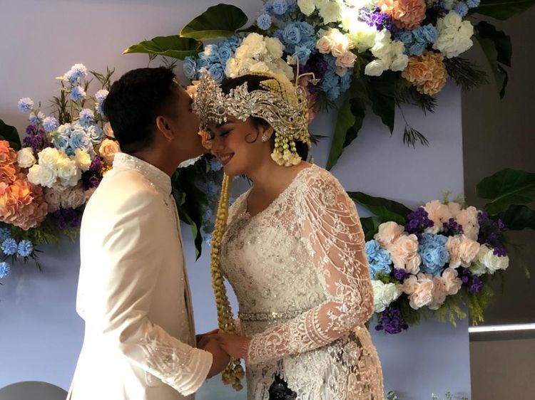 Potret Kemesraan Catherine Wilson dengan Idham Mase Usai Akad Nikah