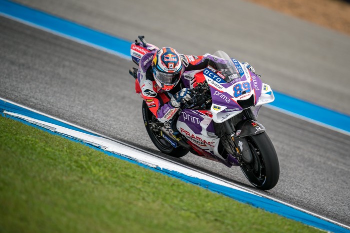 BURIRAM, THAILAND - SEPTEMBER 30: Jorge Martin of Spain and Pramac Racing rides during the free practice of the MotoGP OR Thailand Grand Prixat Chang International Circuit on September 30, 2022 in Buriram, Thailand. (Photo by Steve Wobser/Getty Images)