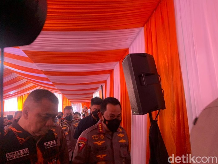 Kapolri Jenderal Sigit hingga Gubernur Jakarta Anies Baswedan menghadiri peresmian kantor Pemuda Pancasila di Jakarta. (Mulia Budi/detikcom)