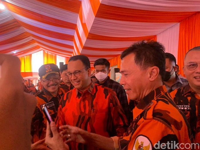 Kapolri Jenderal Sigit hingga Gubernur Jakarta Anies Baswedan menghadiri peresmian kantor Pemuda Pancasila di Jakarta. (Mulia Budi/detikcom) Kapolri Jenderal Sigit hingga Gubernur Jakarta Anies Baswedan menghadiri peresmian kantor Pemuda Pancasila di Jakarta. (Mulia Budi/detikcom)
