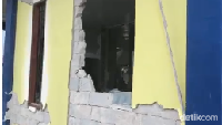 Selain rumah warga, gempa juga menyebabkan kerusakan fasilitas umu, rumah ibadah dan menyebabkan kebakaran. Satu orang dilaporkan meninggal dunia. (Foto: Istimewa)