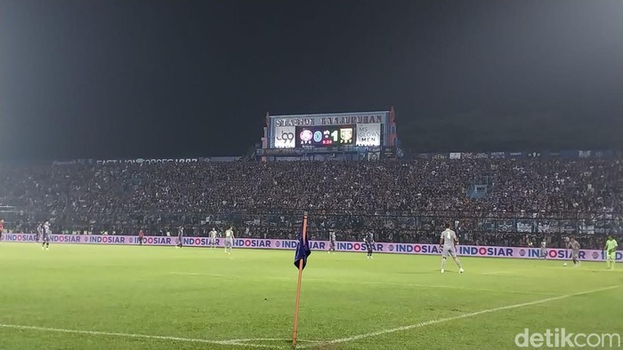 Laga Arema FC vs Persebaya