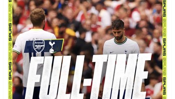 Sementara akun Tottenham bertuliskan kata defeat atau kalah. Foto: Twitter