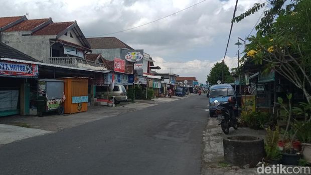 Pasar Krido Mulyo di Prambanan, Klaten terkenal disebut Pasar Nasakom, Sabtu (1/10/2022).