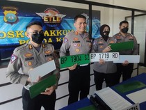 Jangan Heran Lihat Mobil Pakai Pelat Nomor Hijau, Ini Artinya