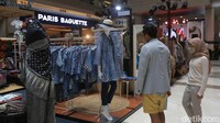 Bekerjasama dengan Poeri Enterprise, event ini berlangsung sejak 26 September hingga 9 Oktober 2022 menghadirkan berbagai koleksi Batik mulai dari outfit Batik karya para desainer Indonesia hingga ragam kain dan aksesoris Batik dari berbagai daerah Indonesia.