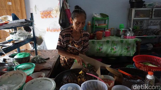 rujak uleh yuk bawok